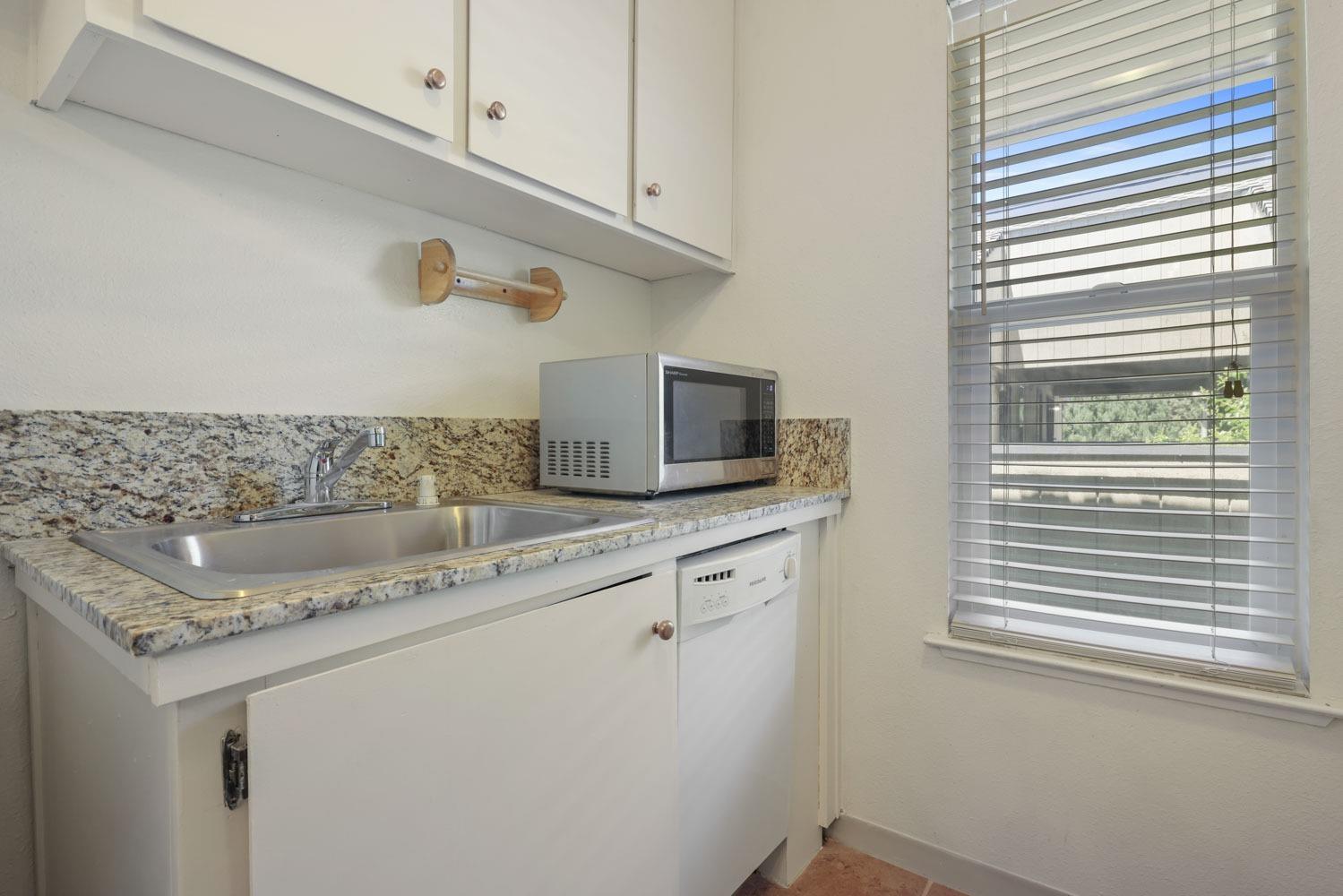 Detail Gallery Image 14 of 23 For 6724 Plymouth Rd #84,  Stockton,  CA 95207 - 1 Beds | 1 Baths