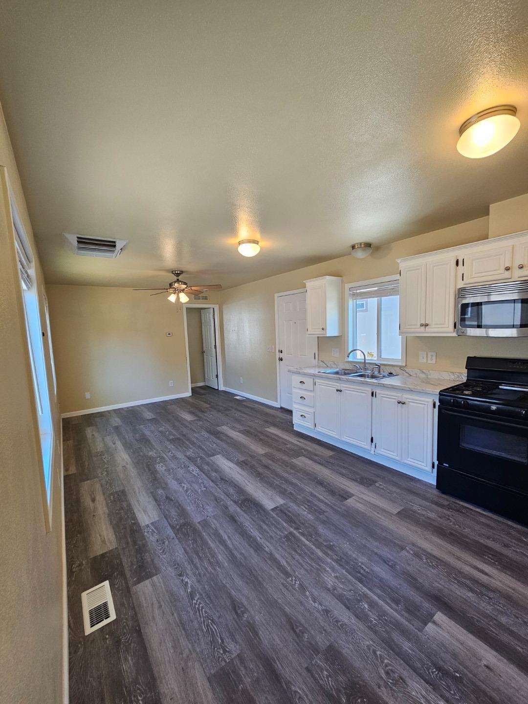 Detail Gallery Image 2 of 13 For 1616 Oro Dam Blvd E 46, Oroville,  CA 95966 - 2 Beds | 1 Baths