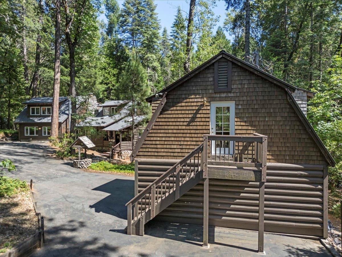 Detail Gallery Image 4 of 56 For 12779 Morro Dr, Nevada City,  CA 95959 - 3 Beds | 3 Baths