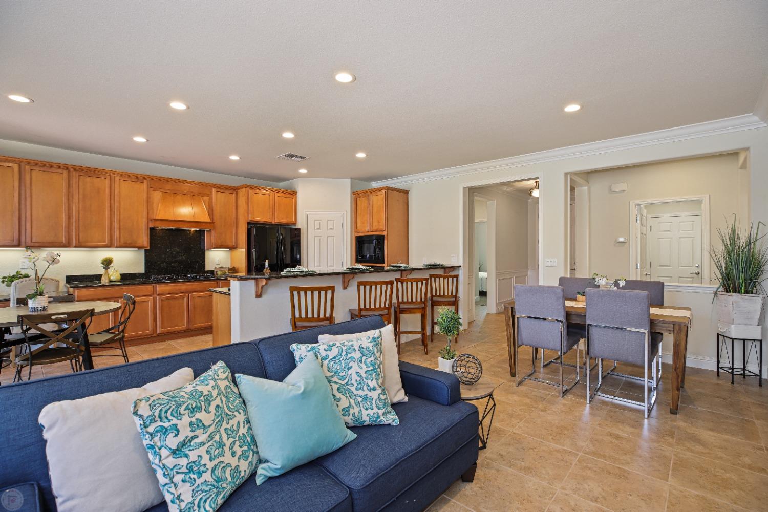 Detail Gallery Image 11 of 84 For 1535 Maple Valley St, Manteca,  CA 95336 - 2 Beds | 2 Baths