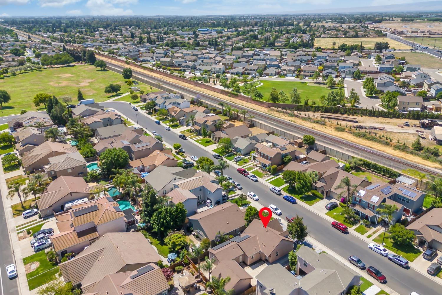 Detail Gallery Image 27 of 28 For 1340 Gianna Ln, Manteca,  CA 95336 - 3 Beds | 2 Baths