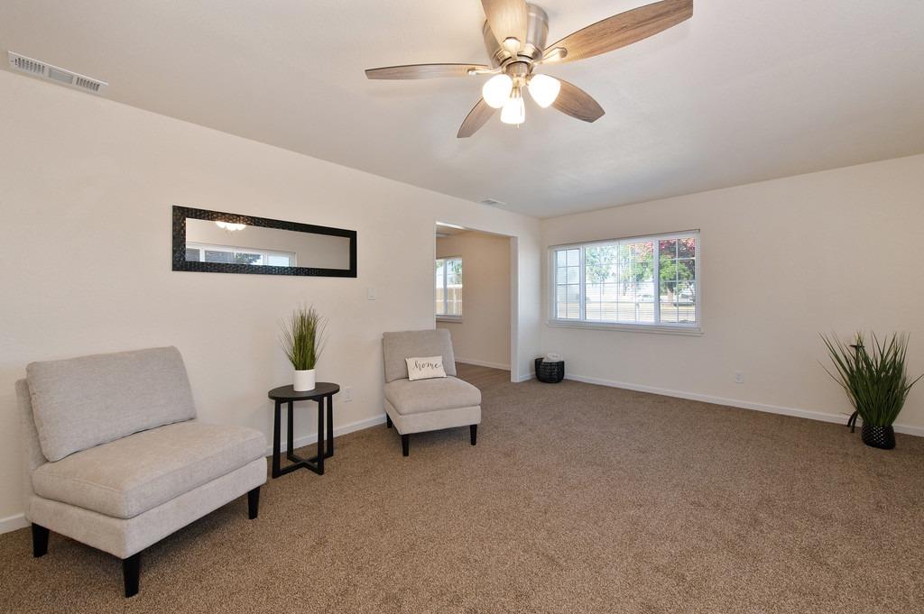 Detail Gallery Image 1 of 36 For 5108 Chestnut Rd, Olivehurst,  CA 95961 - 3 Beds | 1/1 Baths