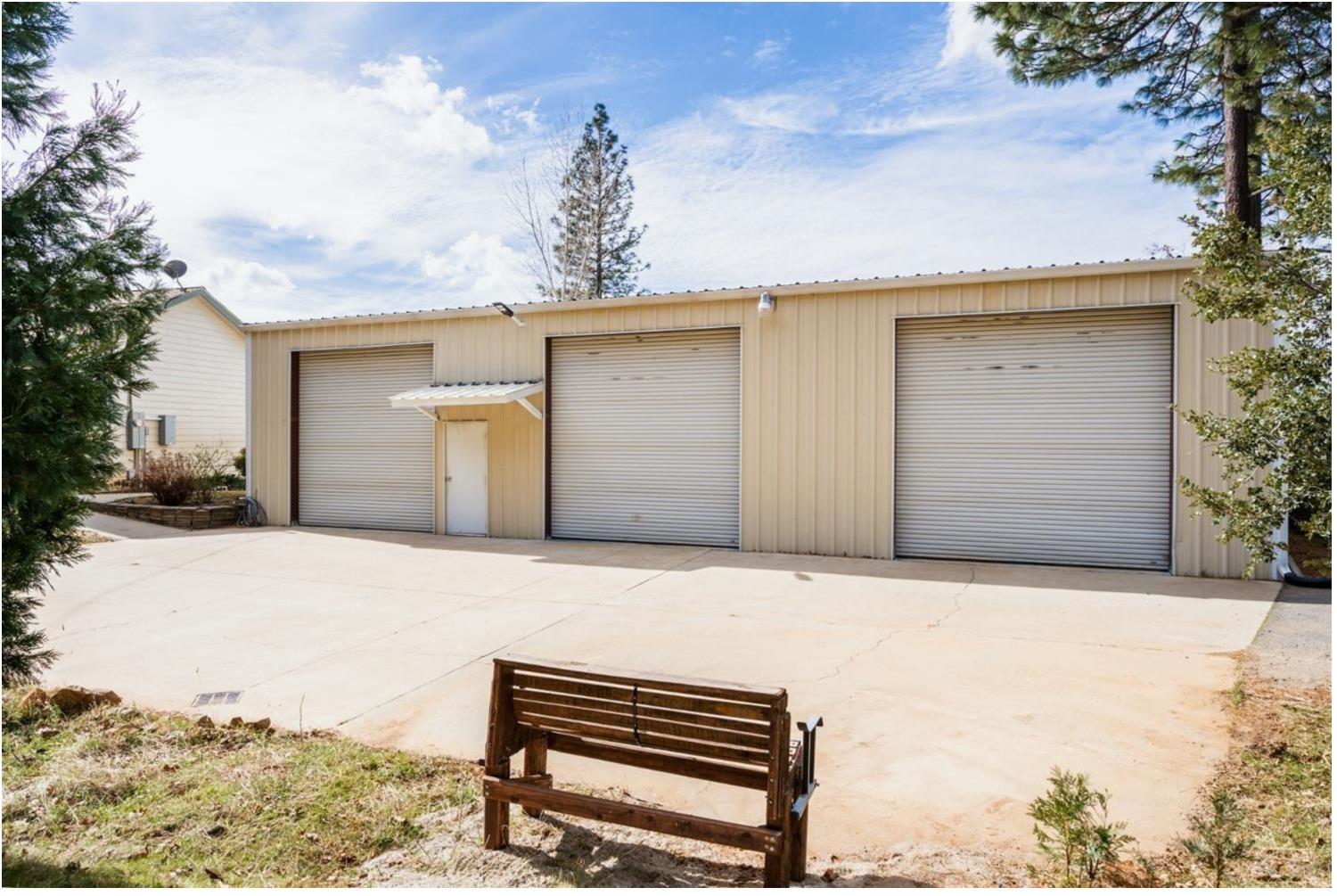 Detail Gallery Image 5 of 39 For 10815 Chaparral Trl, Dobbins,  CA 95935 - 4 Beds | 2 Baths