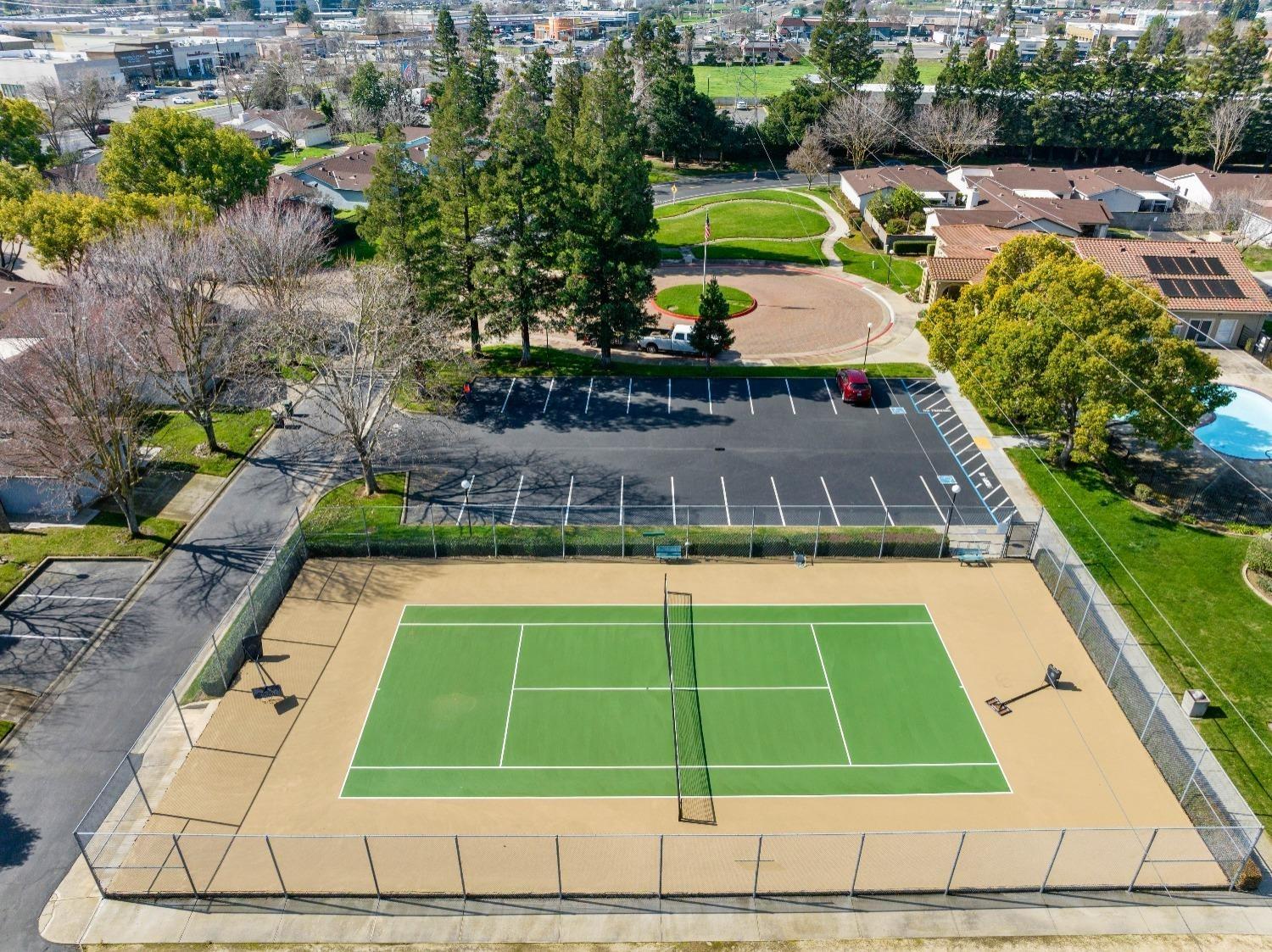 Detail Gallery Image 30 of 31 For 7124 Sunbreeze Ln, Sacramento,  CA 95828 - 2 Beds | 2 Baths