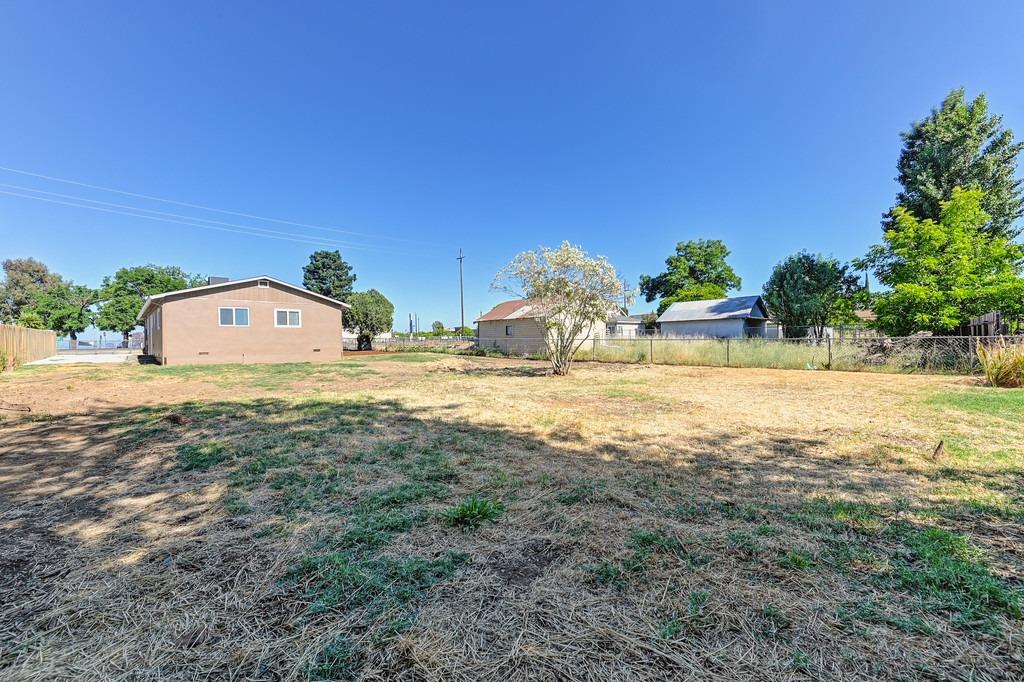 Detail Gallery Image 34 of 36 For 5108 Chestnut Rd, Olivehurst,  CA 95961 - 3 Beds | 1/1 Baths