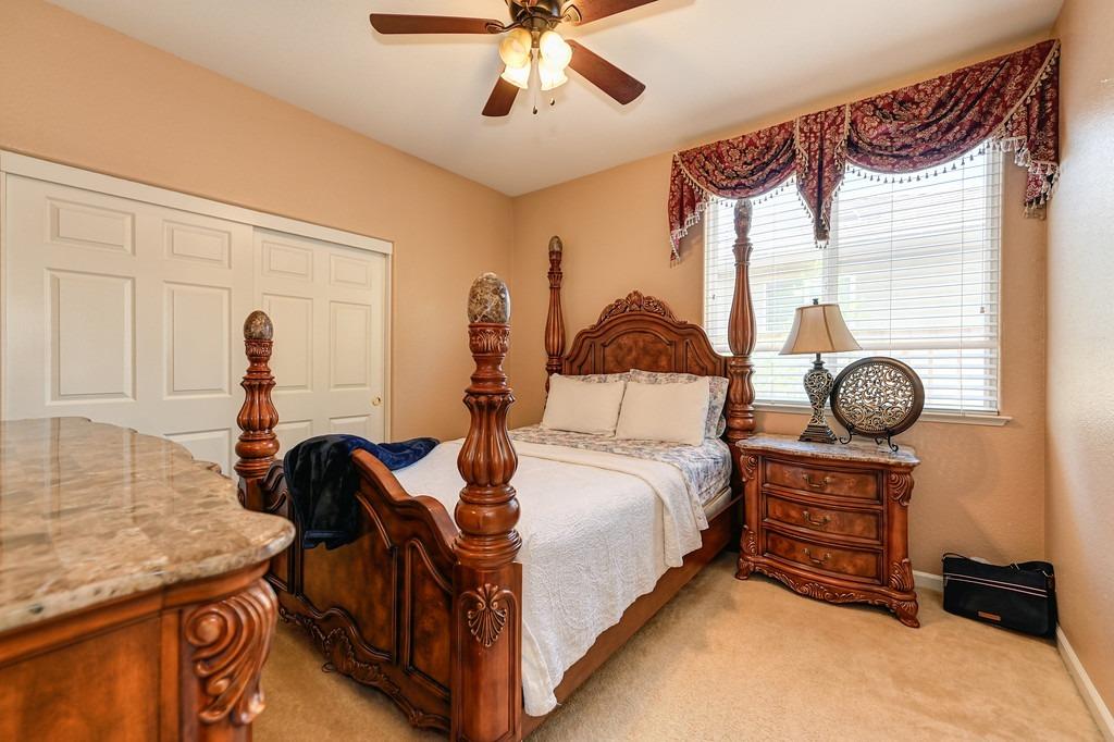 Detail Gallery Image 12 of 27 For 4481 Sundari Ave, Olivehurst,  CA 95961 - 5 Beds | 2/1 Baths