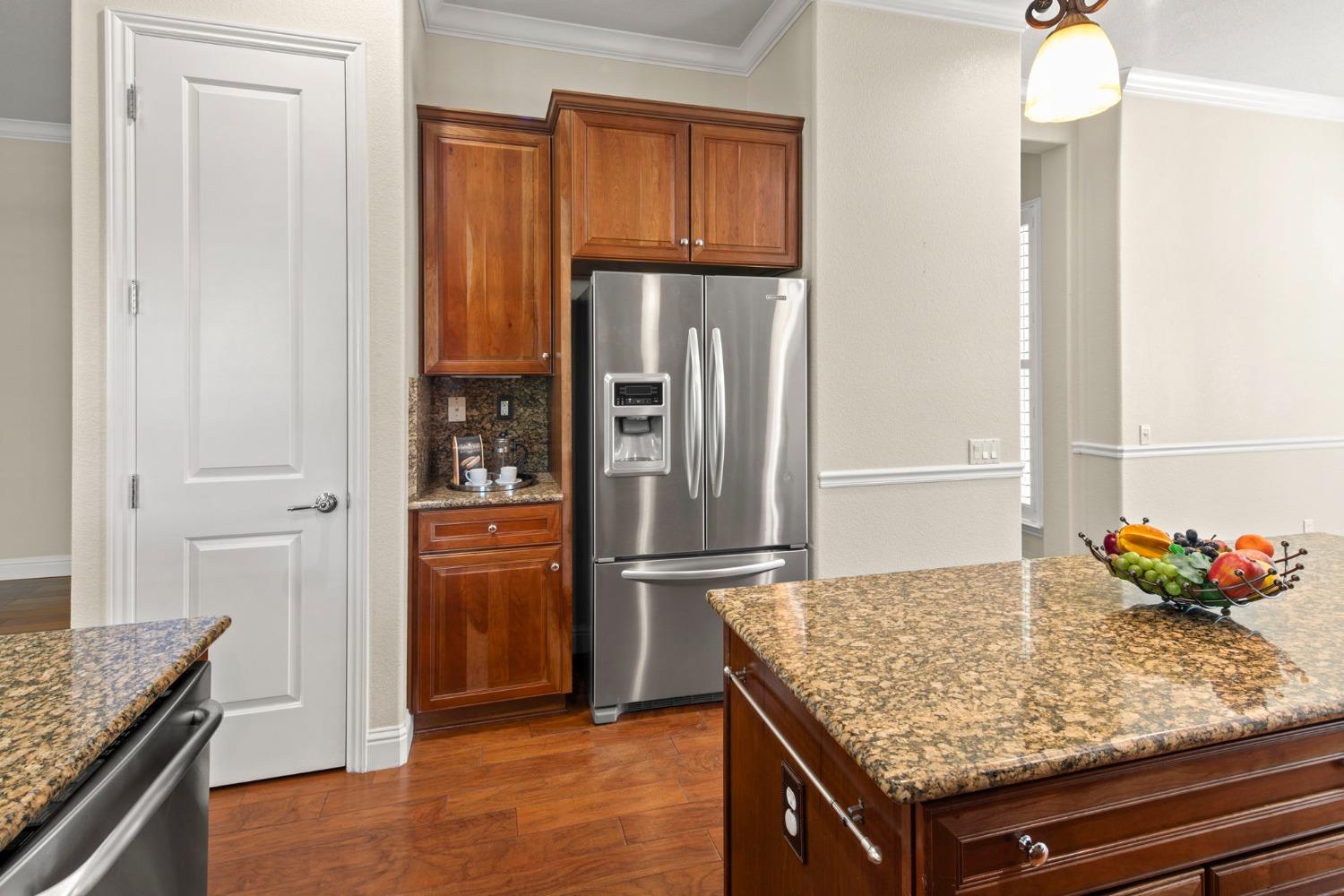 Detail Gallery Image 25 of 57 For 2081 Devonport Loop, Roseville,  CA 95747 - 2 Beds | 2 Baths