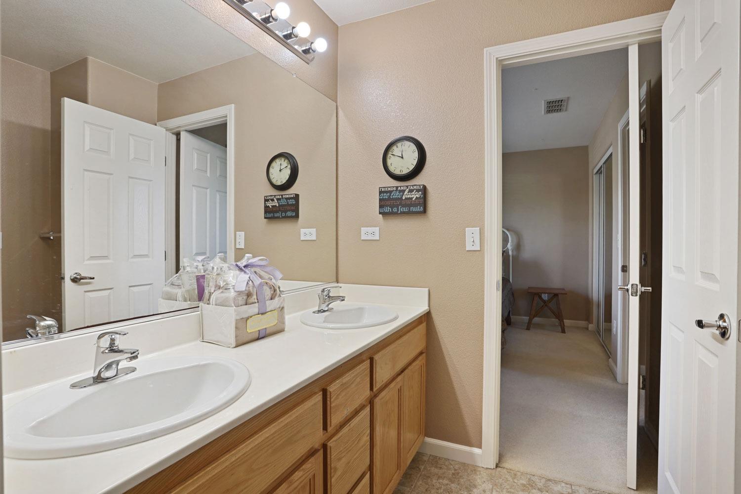 Detail Gallery Image 29 of 34 For 4478 Bonsai Ave, Tracy,  CA 95377 - 3 Beds | 2/1 Baths