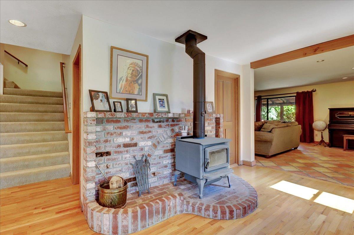 Detail Gallery Image 11 of 95 For 16357 Indian Flat Rd, Nevada City,  CA 95959 - 3 Beds | 3 Baths