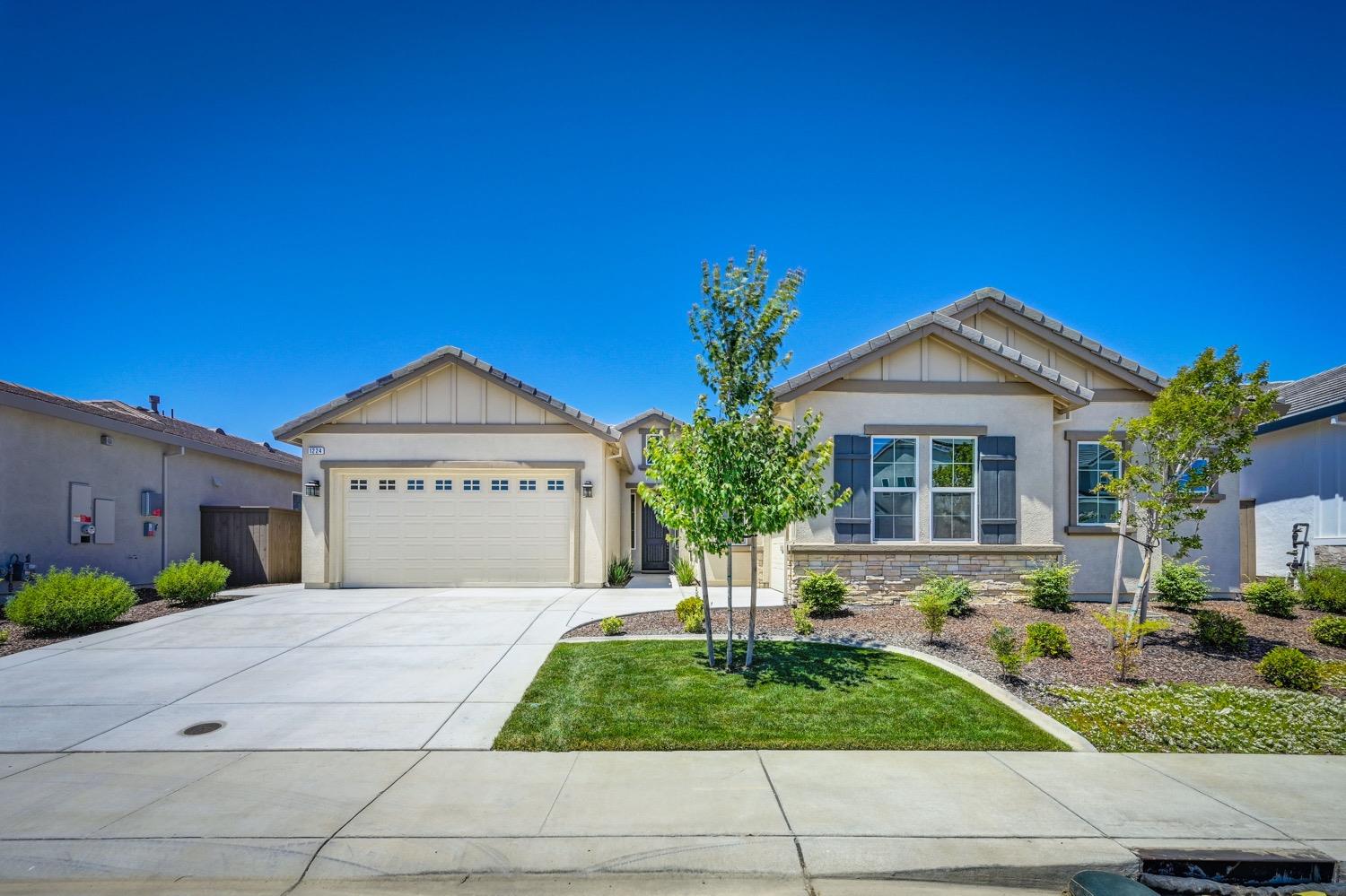 Detail Gallery Image 2 of 16 For 1224 Buck Ridge Dr, Rocklin,  CA 95765 - 3 Beds | 3/1 Baths