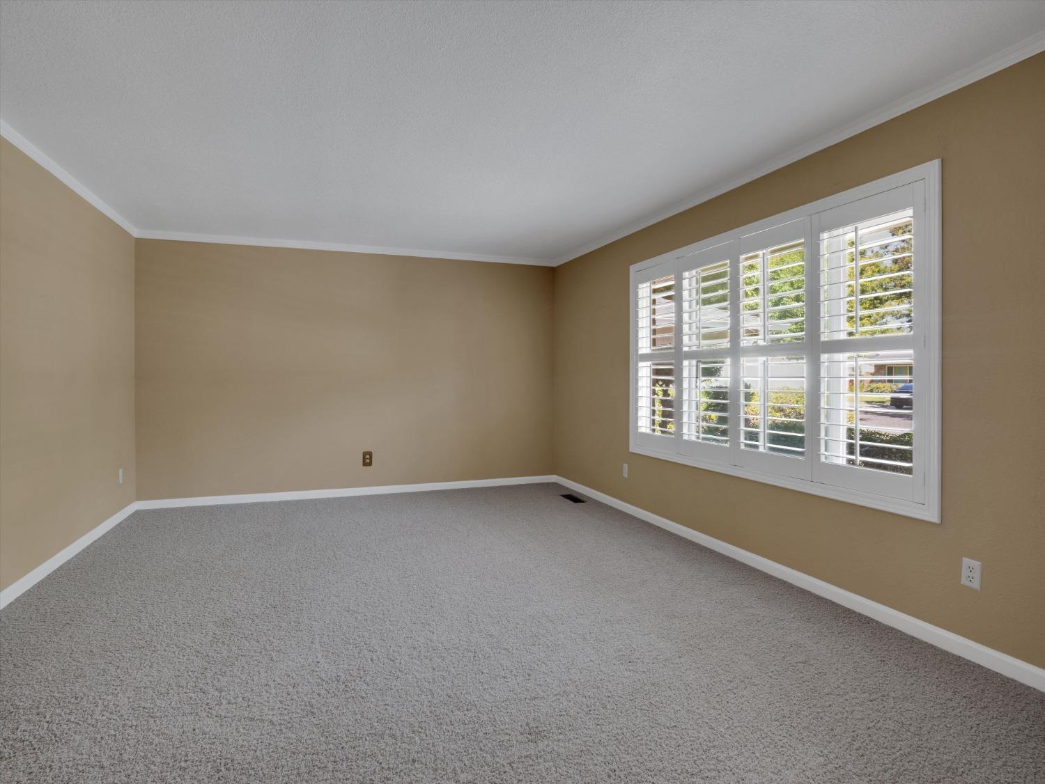 Detail Gallery Image 5 of 25 For 1708 Fernandes St, Modesto,  CA 95355 - 3 Beds | 2 Baths