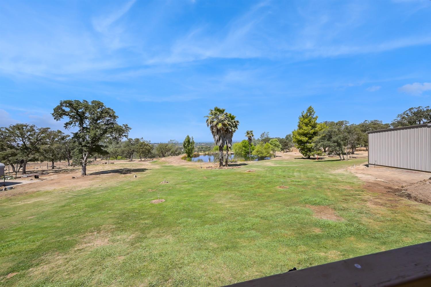 Detail Gallery Image 7 of 89 For 12708 Lone Tree Way, Marysville,  CA 95901 - 8 Beds | 3/1 Baths