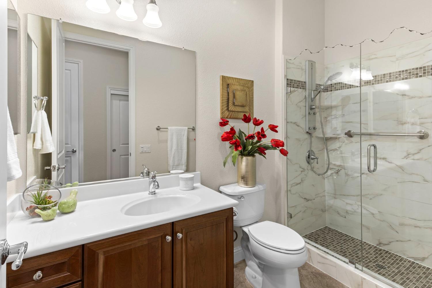 Detail Gallery Image 41 of 57 For 2081 Devonport Loop, Roseville,  CA 95747 - 2 Beds | 2 Baths