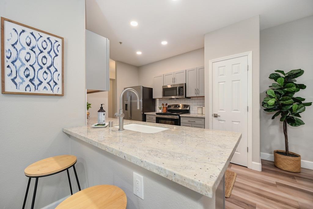 Gibson Drive #1514, Roseville, California image 13