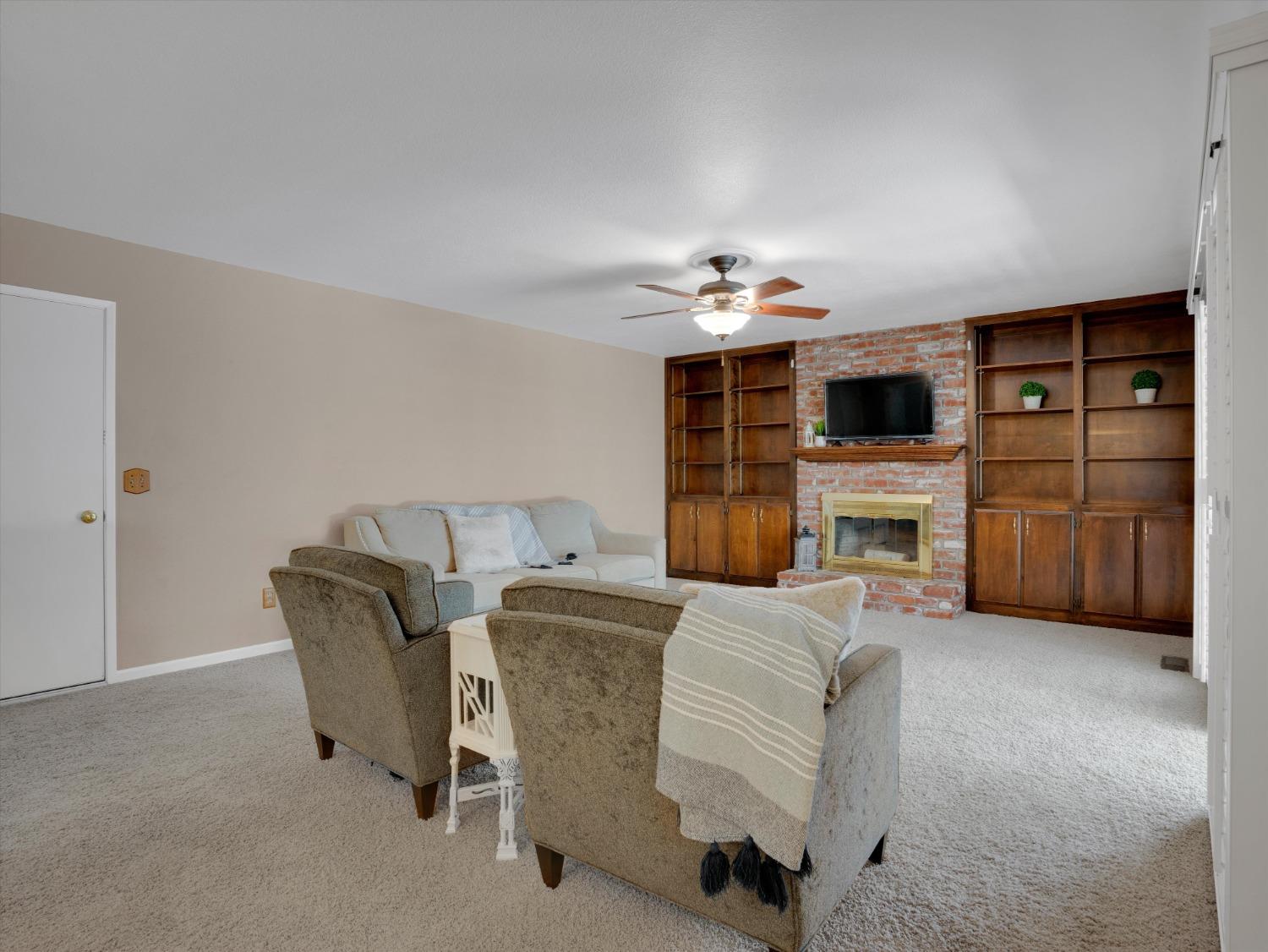 Detail Gallery Image 12 of 25 For 1708 Fernandes St, Modesto,  CA 95355 - 3 Beds | 2 Baths