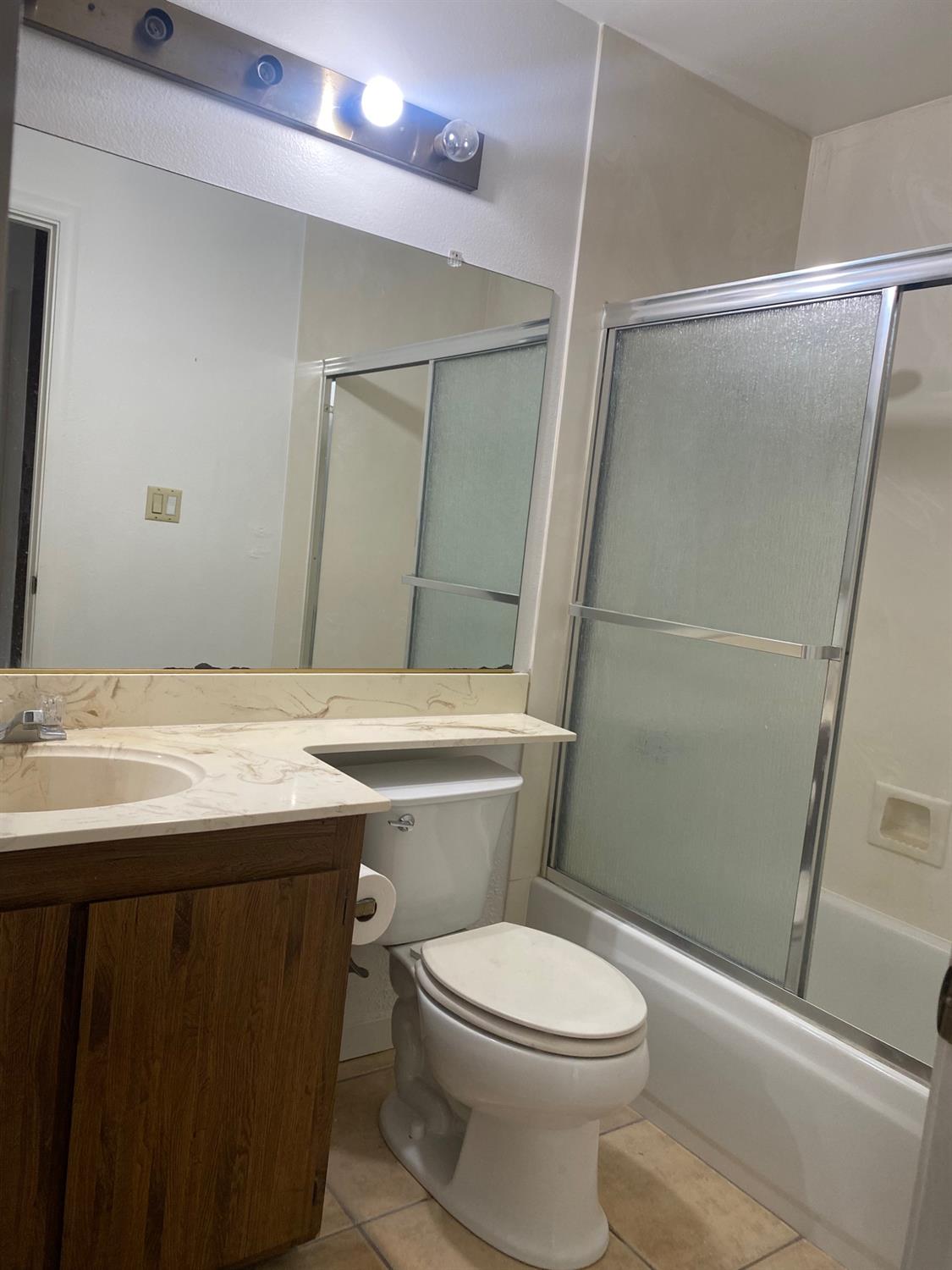 Detail Gallery Image 6 of 11 For 2914 Platinum Ct, Rancho Cordova,  CA 95670 - 2 Beds | 1 Baths