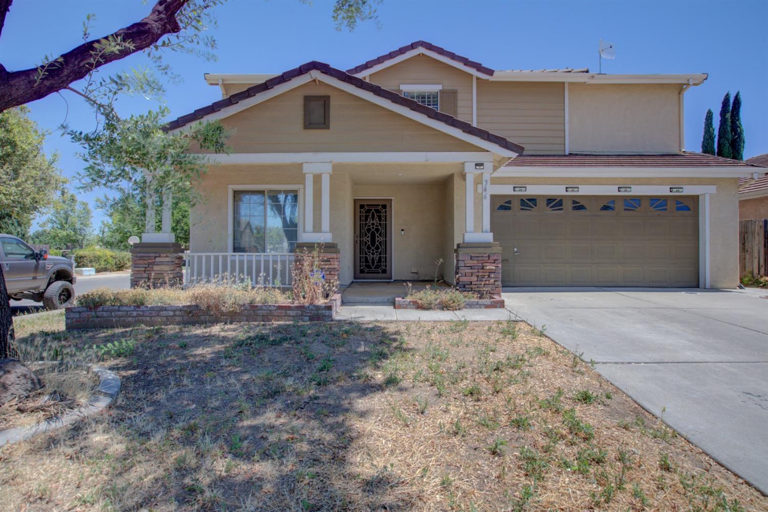 Detail Gallery Image 1 of 1 For 346 Goshawk Ct, Patterson,  CA 95363 - 4 Beds | 2/1 Baths