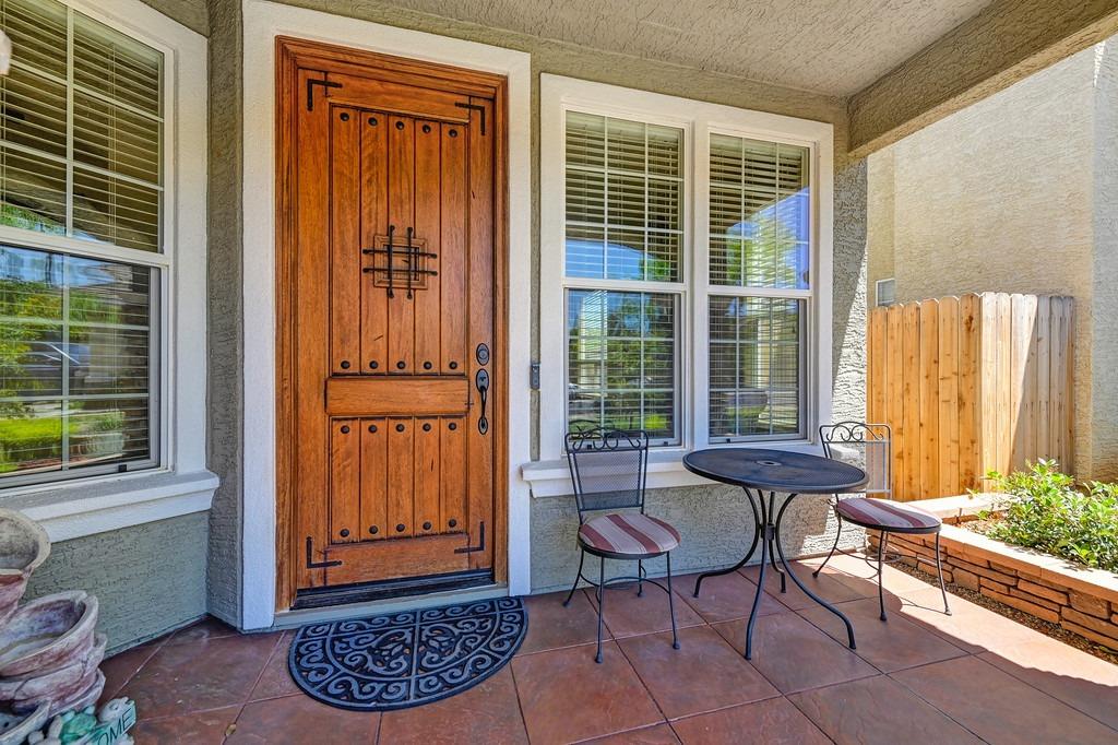 Detail Gallery Image 4 of 36 For 1669 Calabasa Dr, Lincoln,  CA 95648 - 3 Beds | 2 Baths