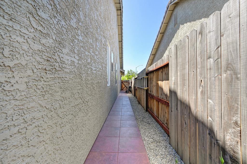 Detail Gallery Image 32 of 36 For 1669 Calabasa Dr, Lincoln,  CA 95648 - 3 Beds | 2 Baths