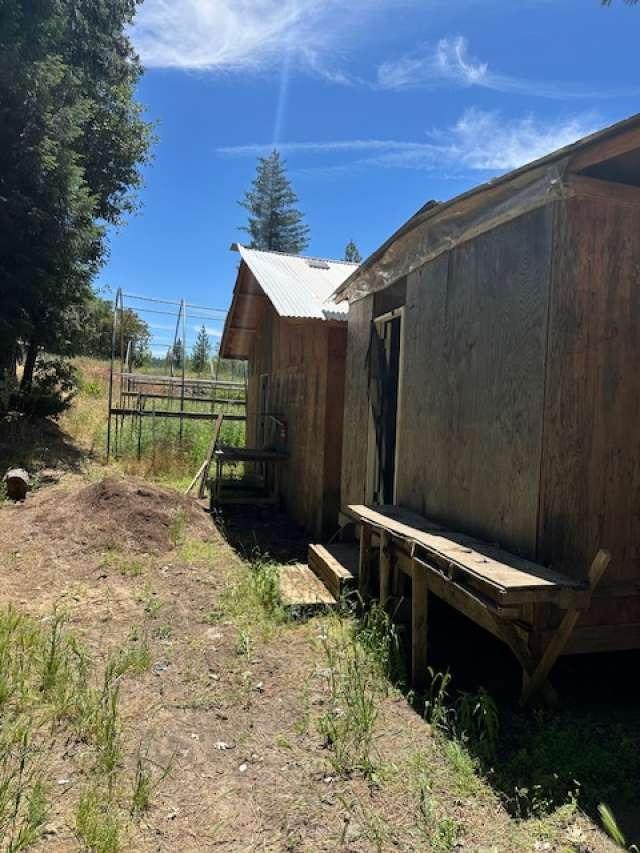 Detail Gallery Image 2 of 19 For 19707 Grizzly Creek Rd, Nevada City,  CA 95959 - – Beds | – Baths