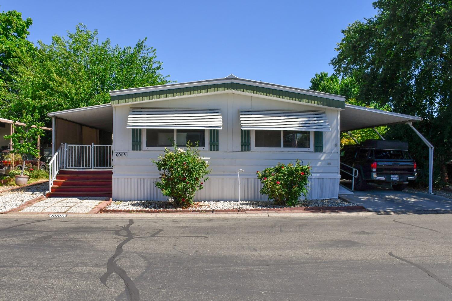 Detail Gallery Image 1 of 1 For 6005 Cackler Ln 55, Citrus Heights,  CA 95621 - 2 Beds | 2 Baths