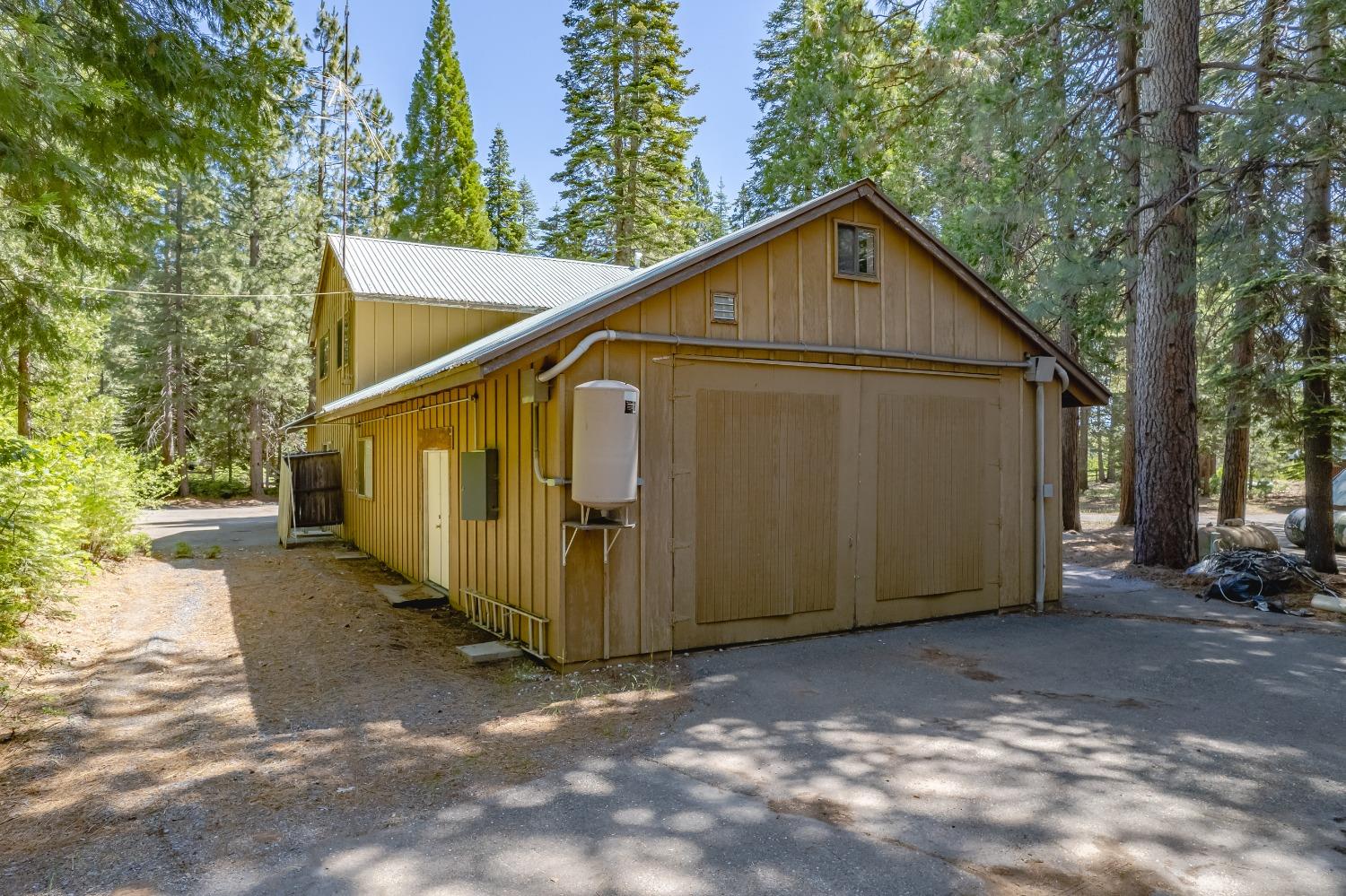 Detail Gallery Image 43 of 77 For 6460 Hidden Treasure Rd, Foresthill,  CA 95631 - 3 Beds | 4/1 Baths