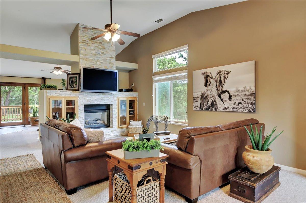 Detail Gallery Image 7 of 54 For 6671 Turkey Hollow Trl, Browns Valley,  CA 95918 - 4 Beds | 2 Baths