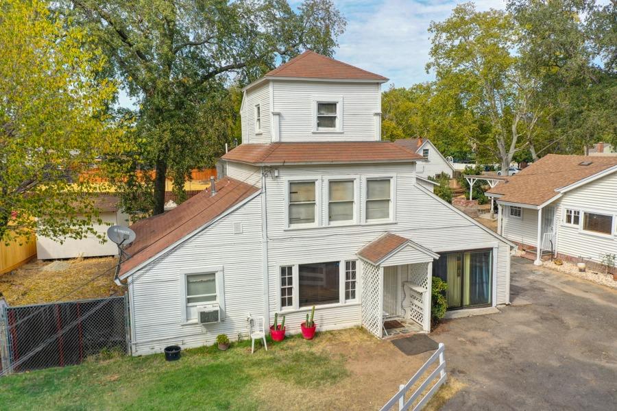 Detail Gallery Image 12 of 99 For 1655 Los Robles Blvd, Sacramento,  CA 95838 - 9 Beds | 3/1 Baths