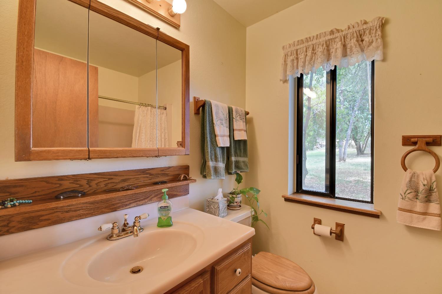 Detail Gallery Image 29 of 97 For 12450 Lambert Rd, Marysville,  CA 95901 - 2 Beds | 2 Baths