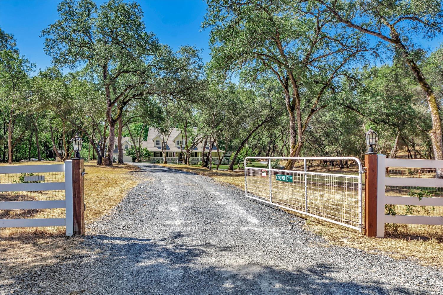 Melody Lane, Newcastle, California image 4