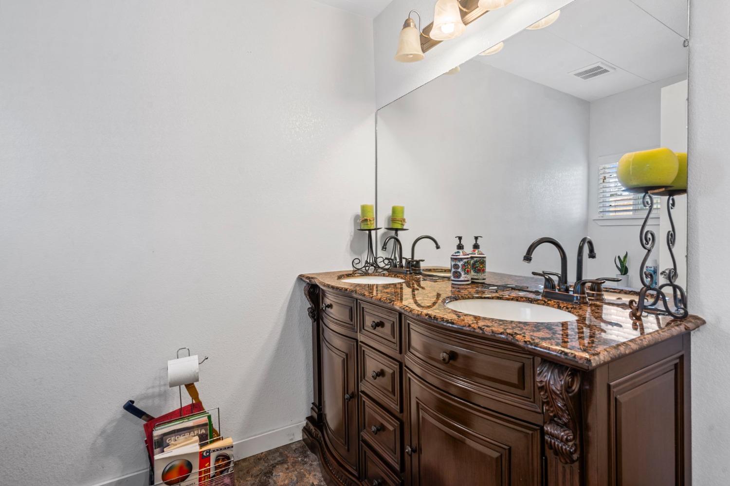 Detail Gallery Image 20 of 23 For 4399 Aplicella Ct 22, Manteca,  CA 95337 - 3 Beds | 2 Baths