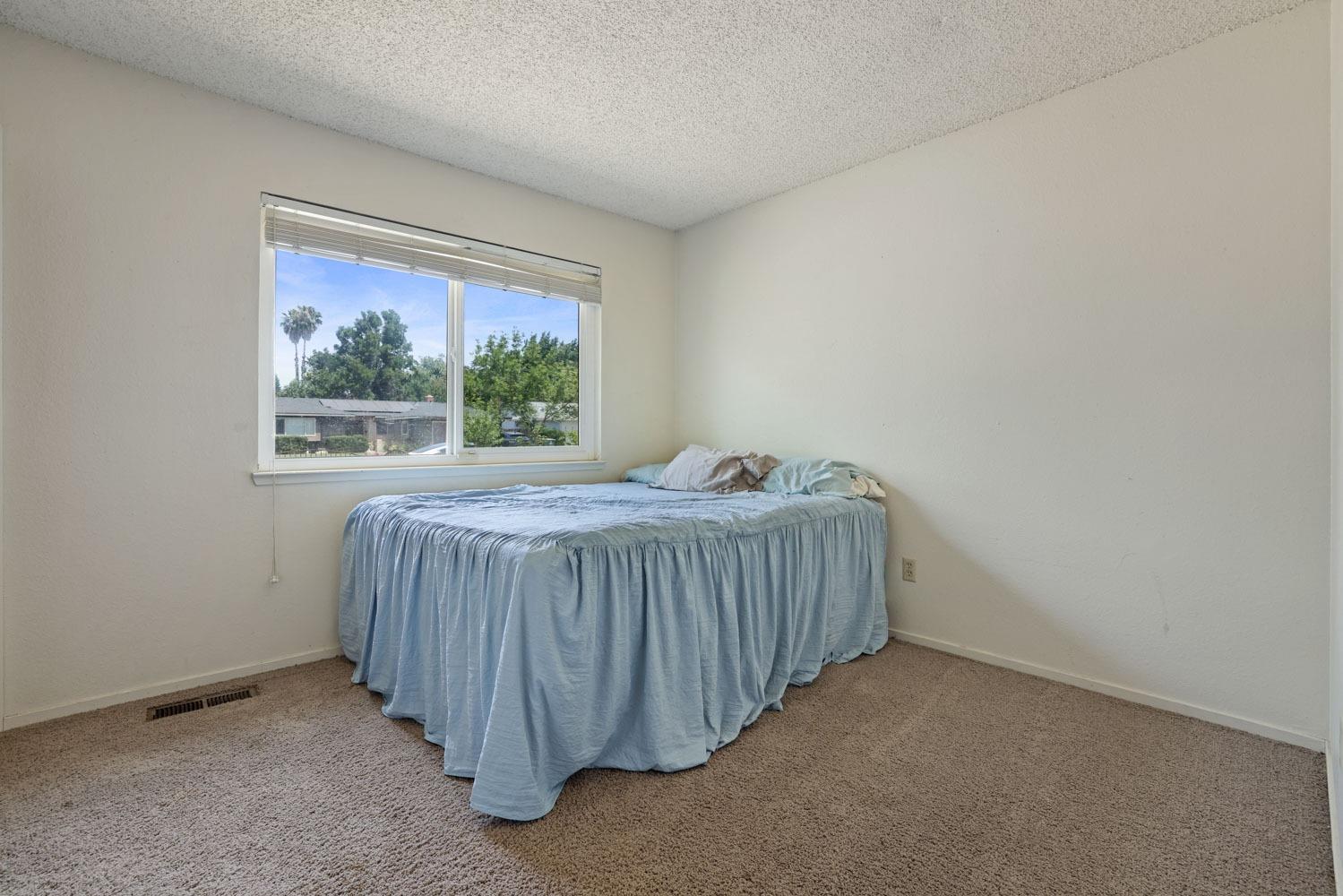 Detail Gallery Image 13 of 35 For 1436 Montclair Dr, Modesto,  CA 95350 - 3 Beds | 2 Baths