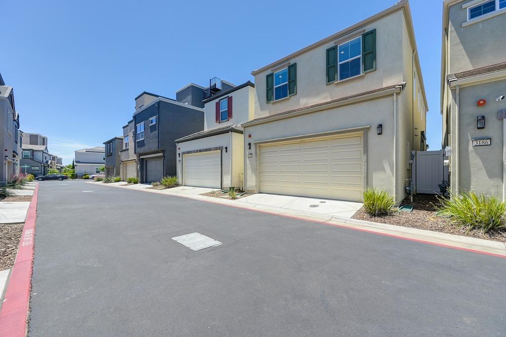 Crane Lane, West Sacramento, CA, 95691-6436