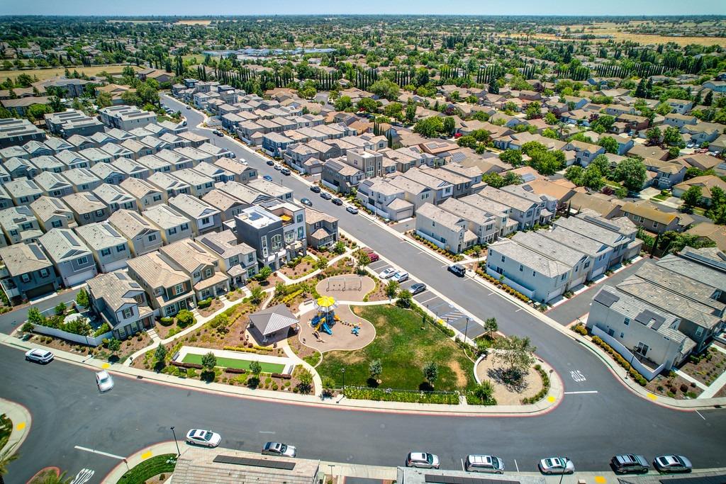 Crane Lane, West Sacramento, CA, 95691-6436
