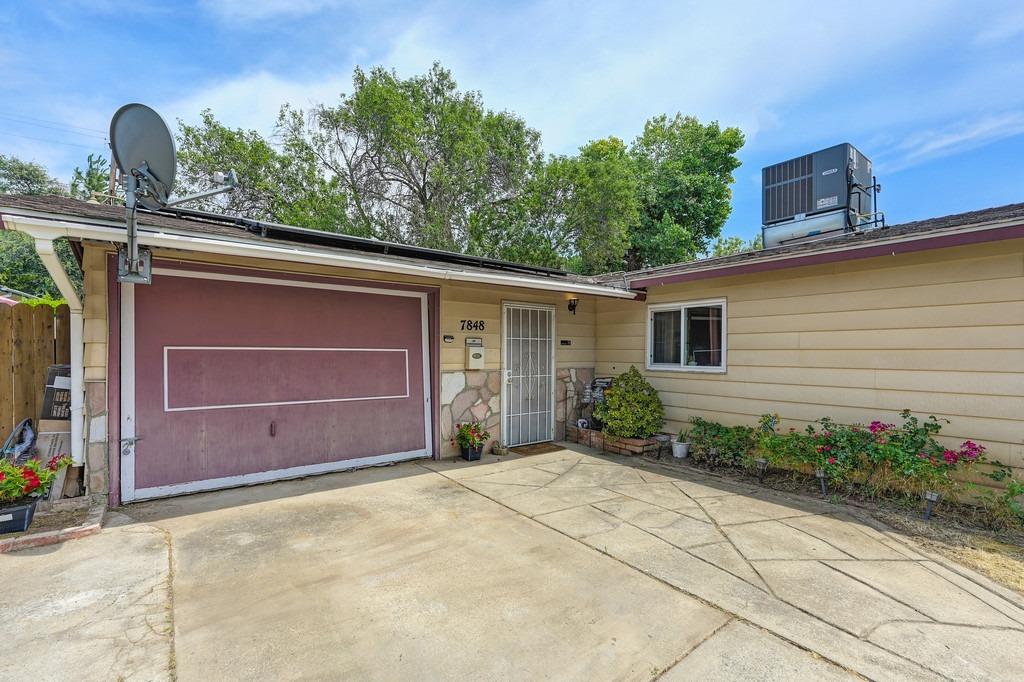 Rosswood Drive, Citrus Heights, California image 11