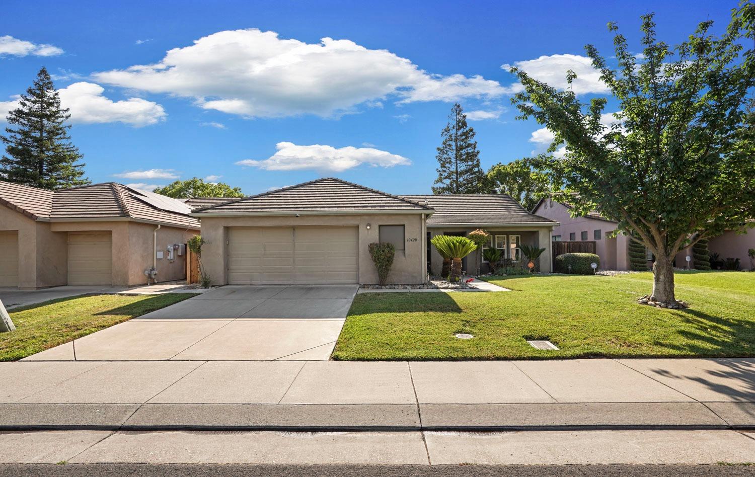 Detail Gallery Image 2 of 47 For 10428 Donner Ave, Stockton,  CA 95209 - 3 Beds | 2 Baths