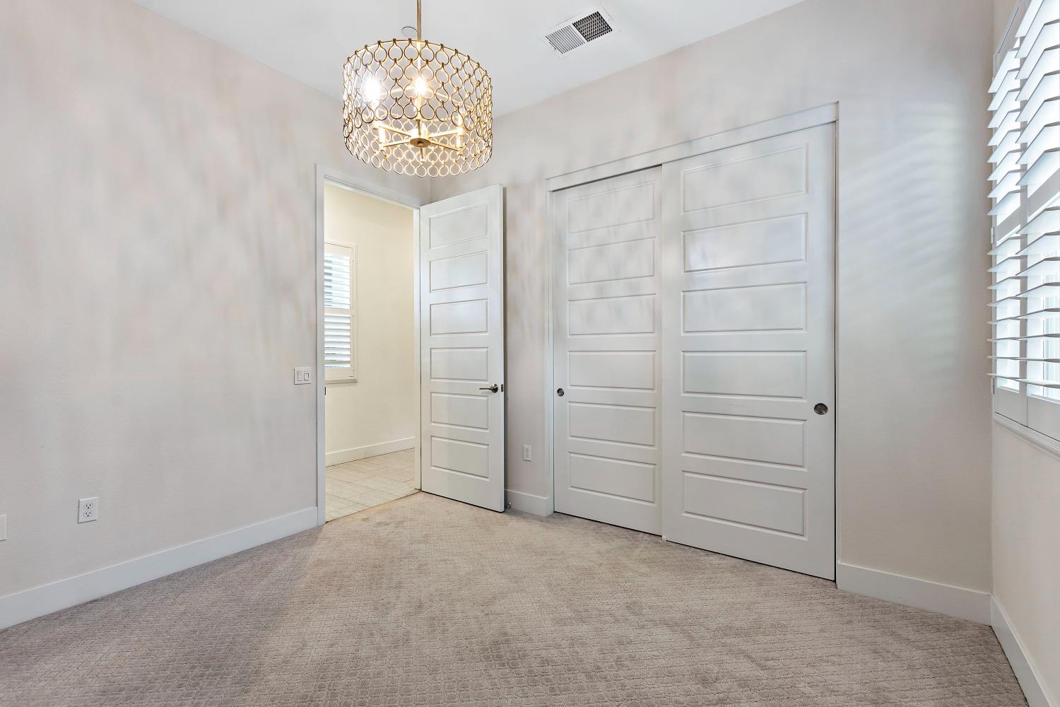 Detail Gallery Image 27 of 42 For 4096 Afterlight Ln, Roseville,  CA 95747 - 3 Beds | 2/1 Baths