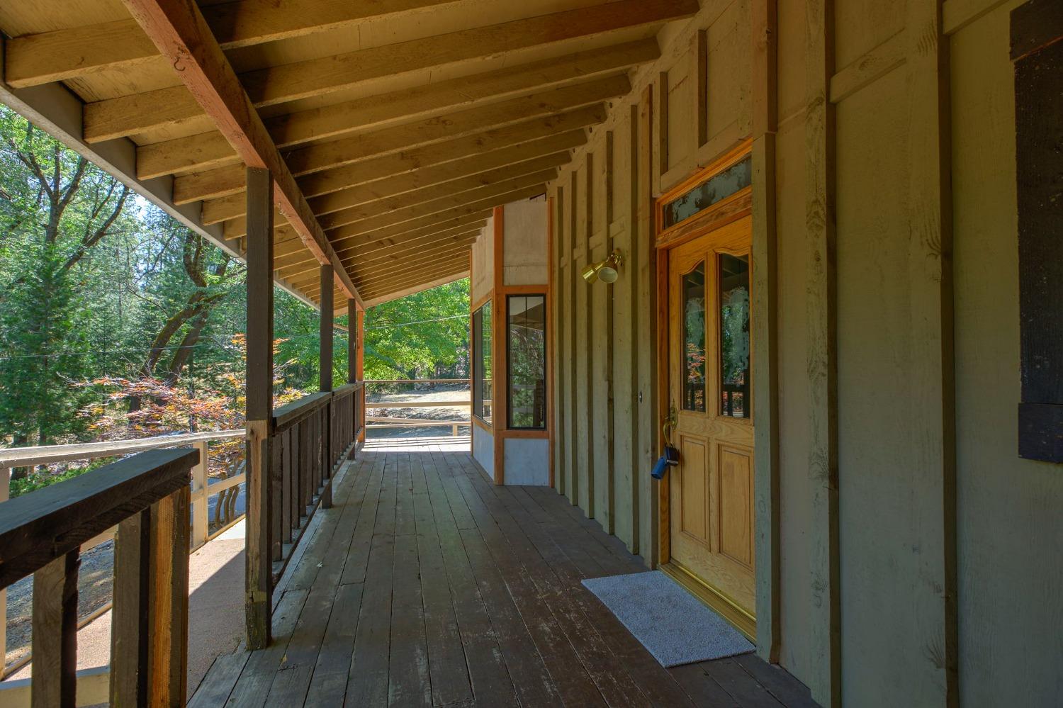 Detail Gallery Image 1 of 1 For 13670 Capitol Dr, Grass Valley,  CA 95945 - 2 Beds | 2 Baths