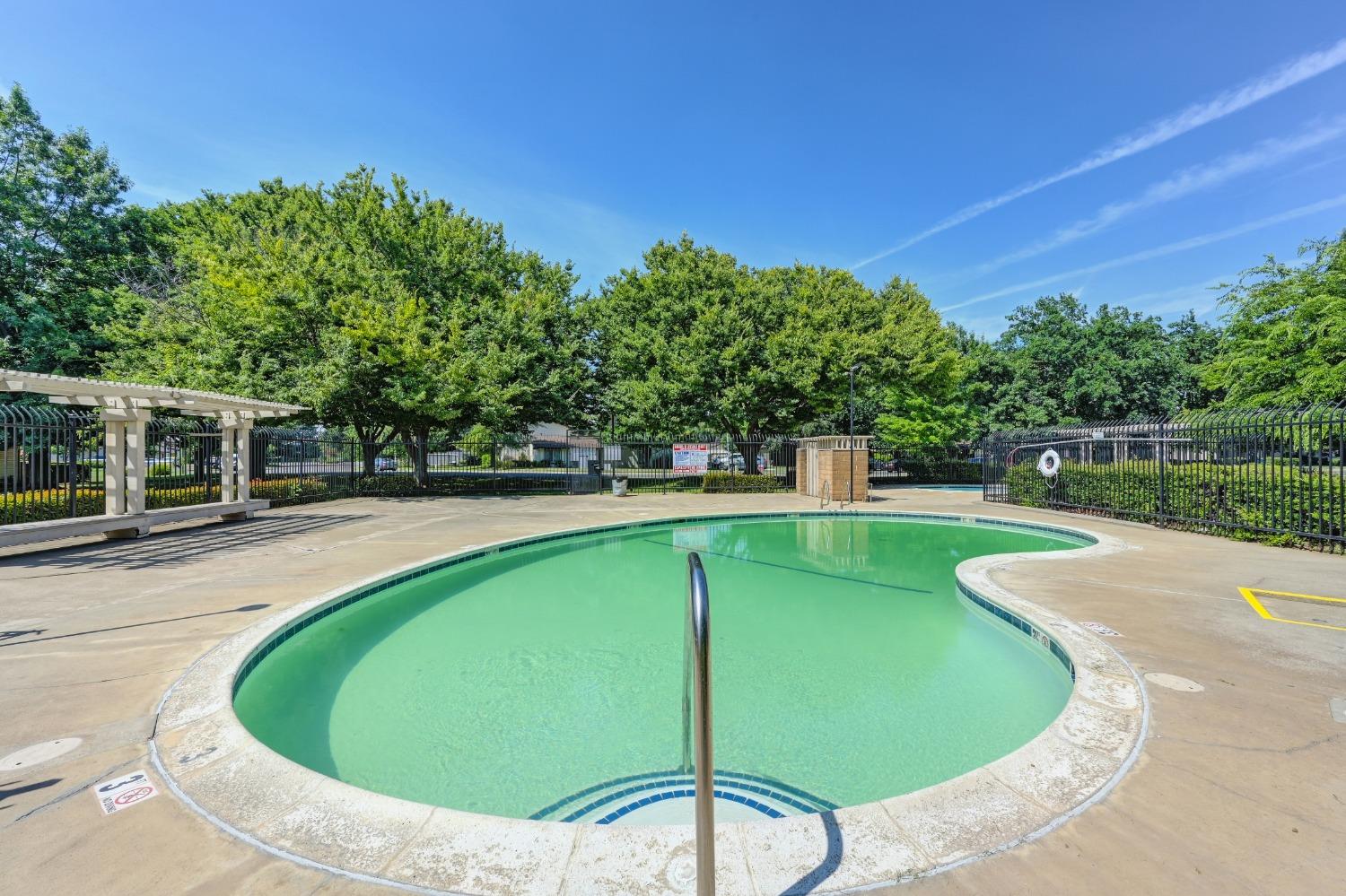Bridlewood Drive, Rancho Cordova, California image 36