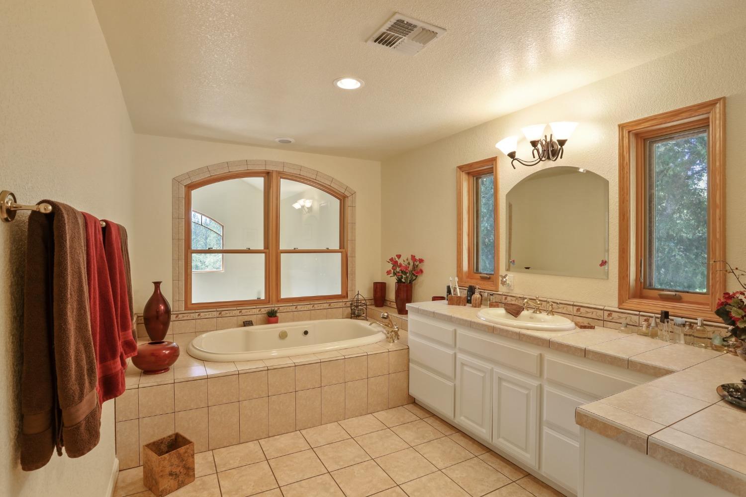 Detail Gallery Image 37 of 86 For 8161 Boondock Trl, Somerset,  CA 95684 - 2 Beds | 3/1 Baths