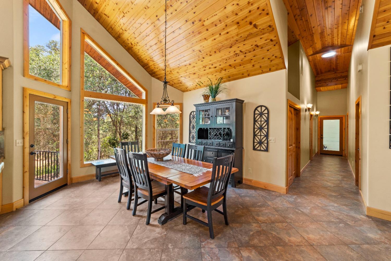 Detail Gallery Image 59 of 67 For 11318 Wolf Rd, Grass Valley,  CA 95949 - 4 Beds | 4 Baths