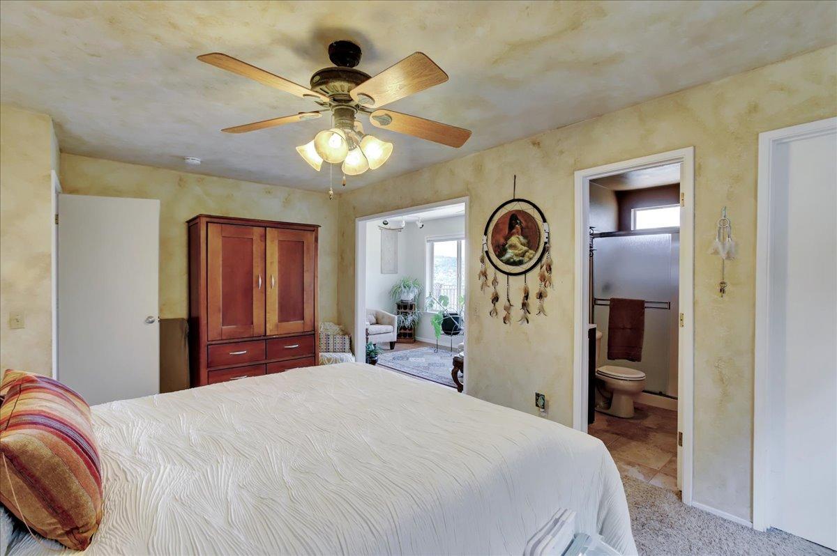 Detail Gallery Image 17 of 48 For 11877 Kingbird Ct, Penn Valley,  CA 95946 - 5 Beds | 2/1 Baths