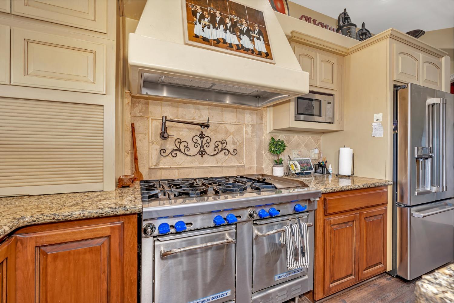 Detail Gallery Image 21 of 99 For 20711 Canyon Rd, Los Banos,  CA 93635 - 4 Beds | 3/1 Baths