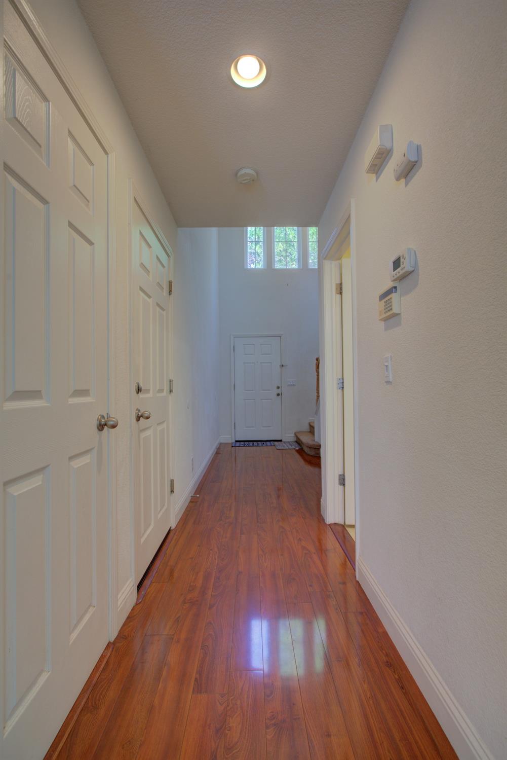 Detail Gallery Image 4 of 40 For 4208 Berryesa Ave, Merced,  CA 95348 - 3 Beds | 2/1 Baths