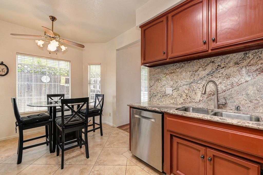 Detail Gallery Image 20 of 52 For 7216 Harbor Way, Granite Bay,  CA 95746 - 3 Beds | 2/1 Baths