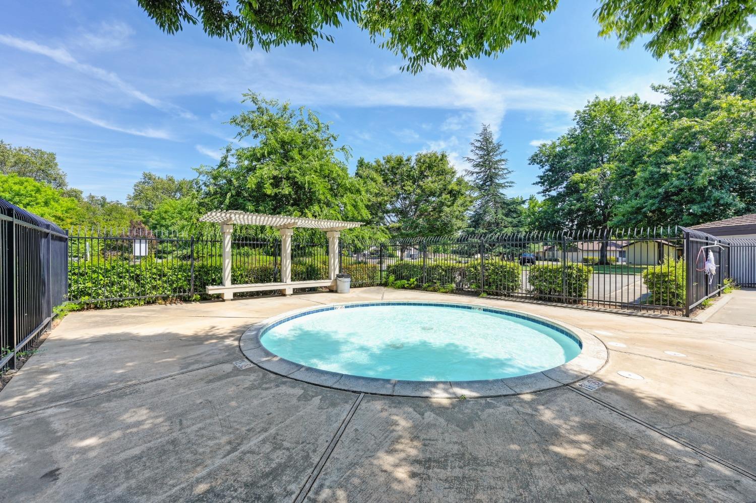 Bridlewood Drive, Rancho Cordova, California image 38