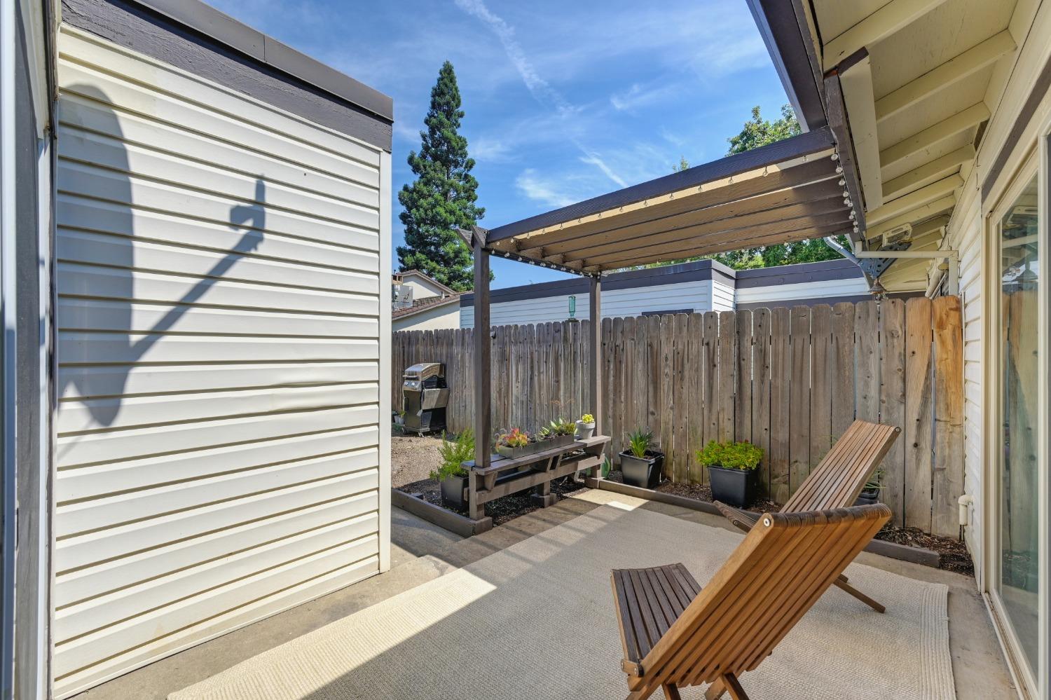 Bridlewood Drive, Rancho Cordova, California image 26