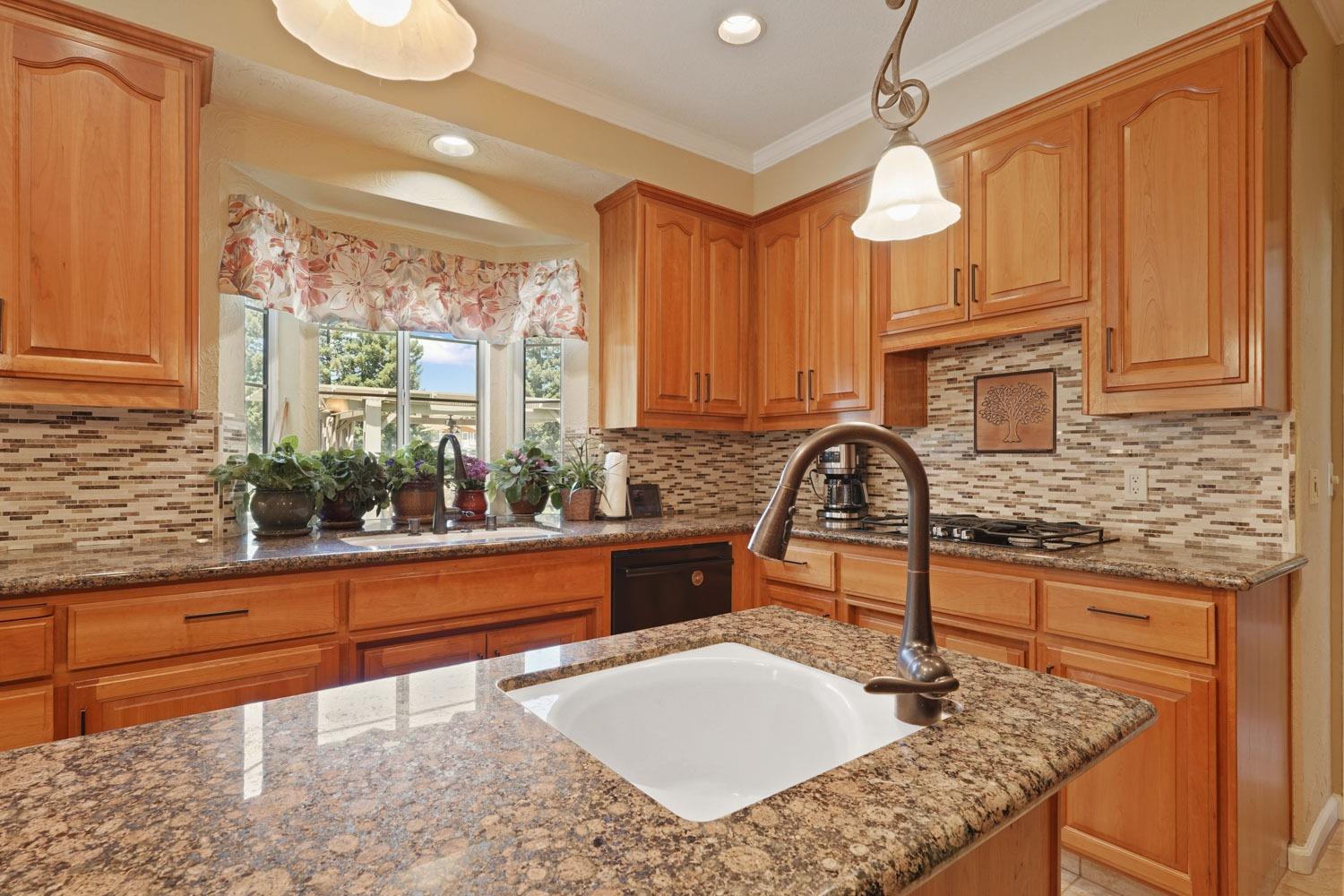 Detail Gallery Image 24 of 74 For 3441 Gleneagles Dr, Stockton,  CA 95219 - 4 Beds | 3/1 Baths