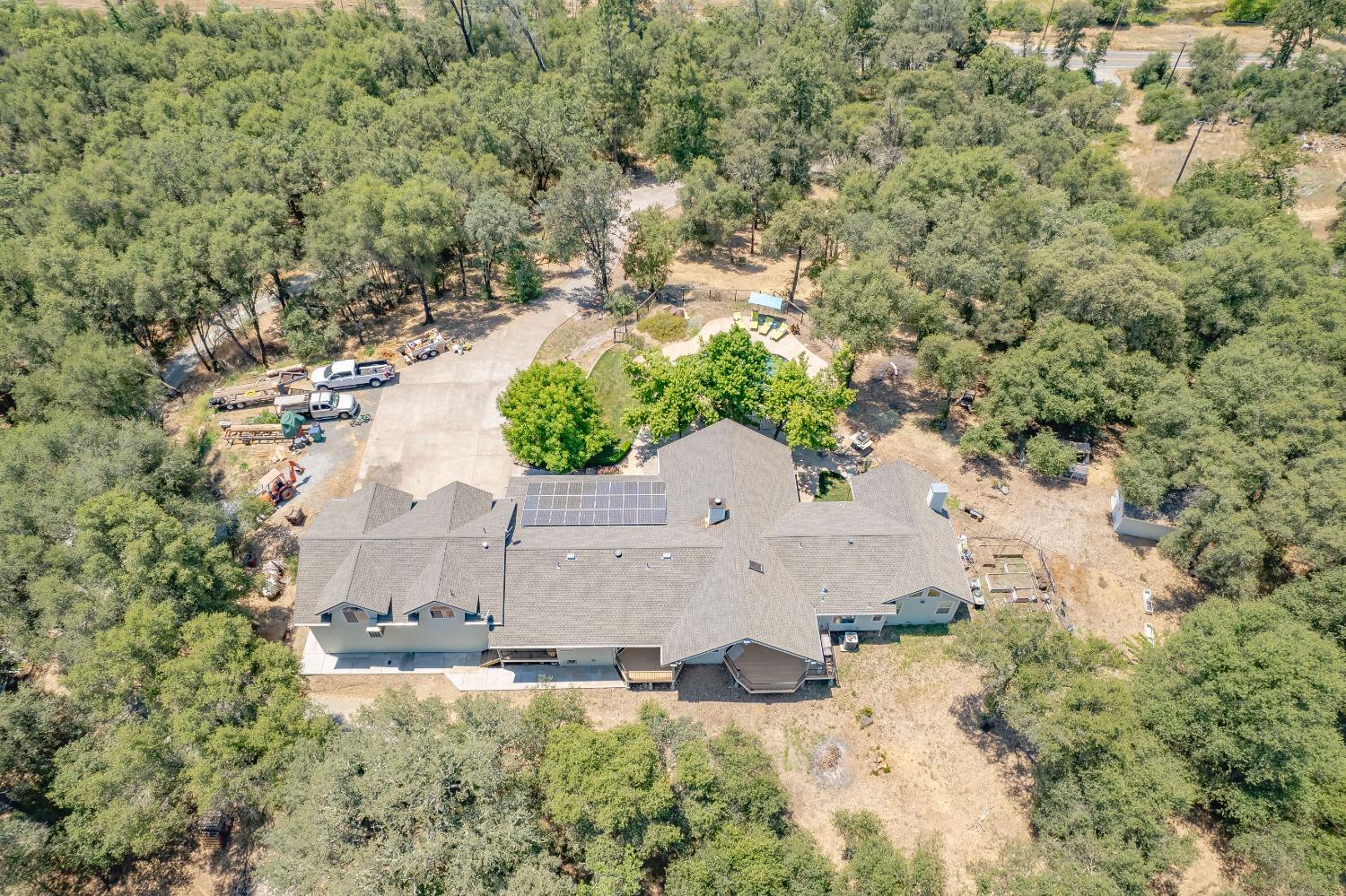 Detail Gallery Image 51 of 67 For 11318 Wolf Rd, Grass Valley,  CA 95949 - 4 Beds | 4 Baths