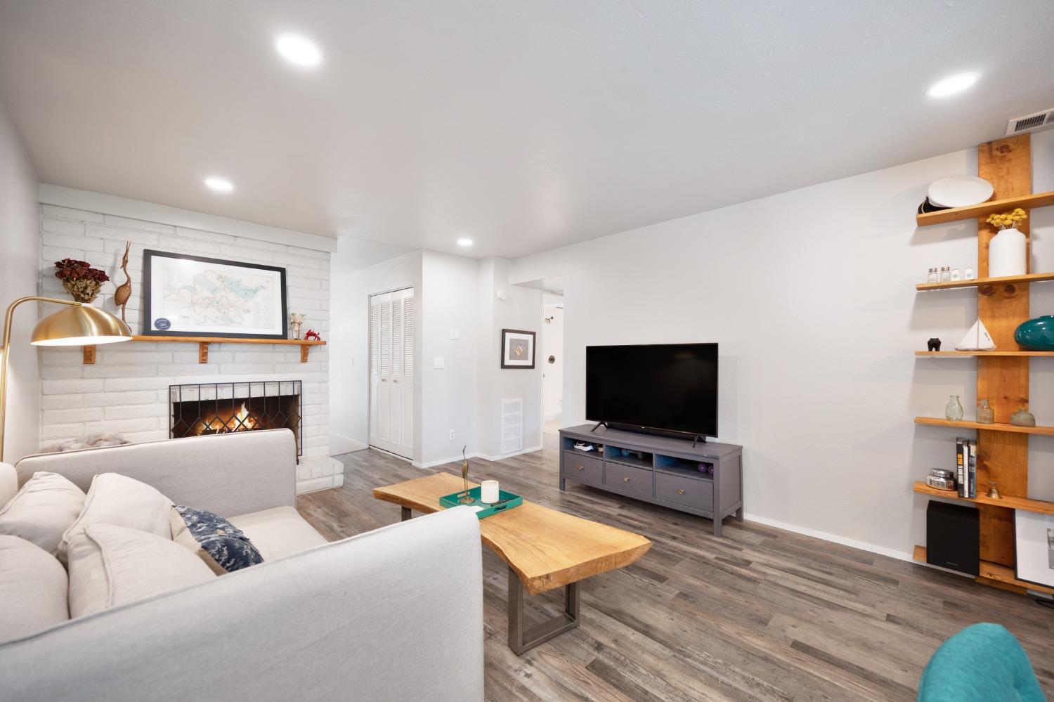 Bridlewood Drive, Rancho Cordova, California image 46